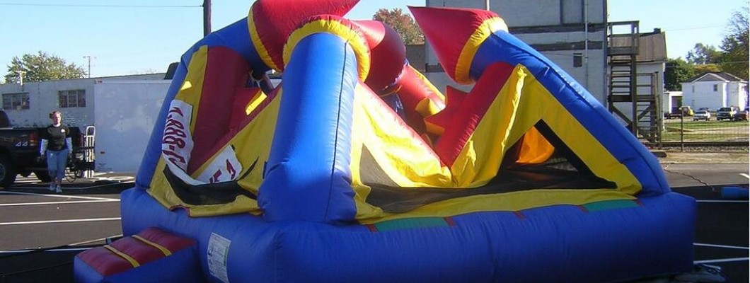 What Should You Do If an Inflatable Castle Deflates During an Event?